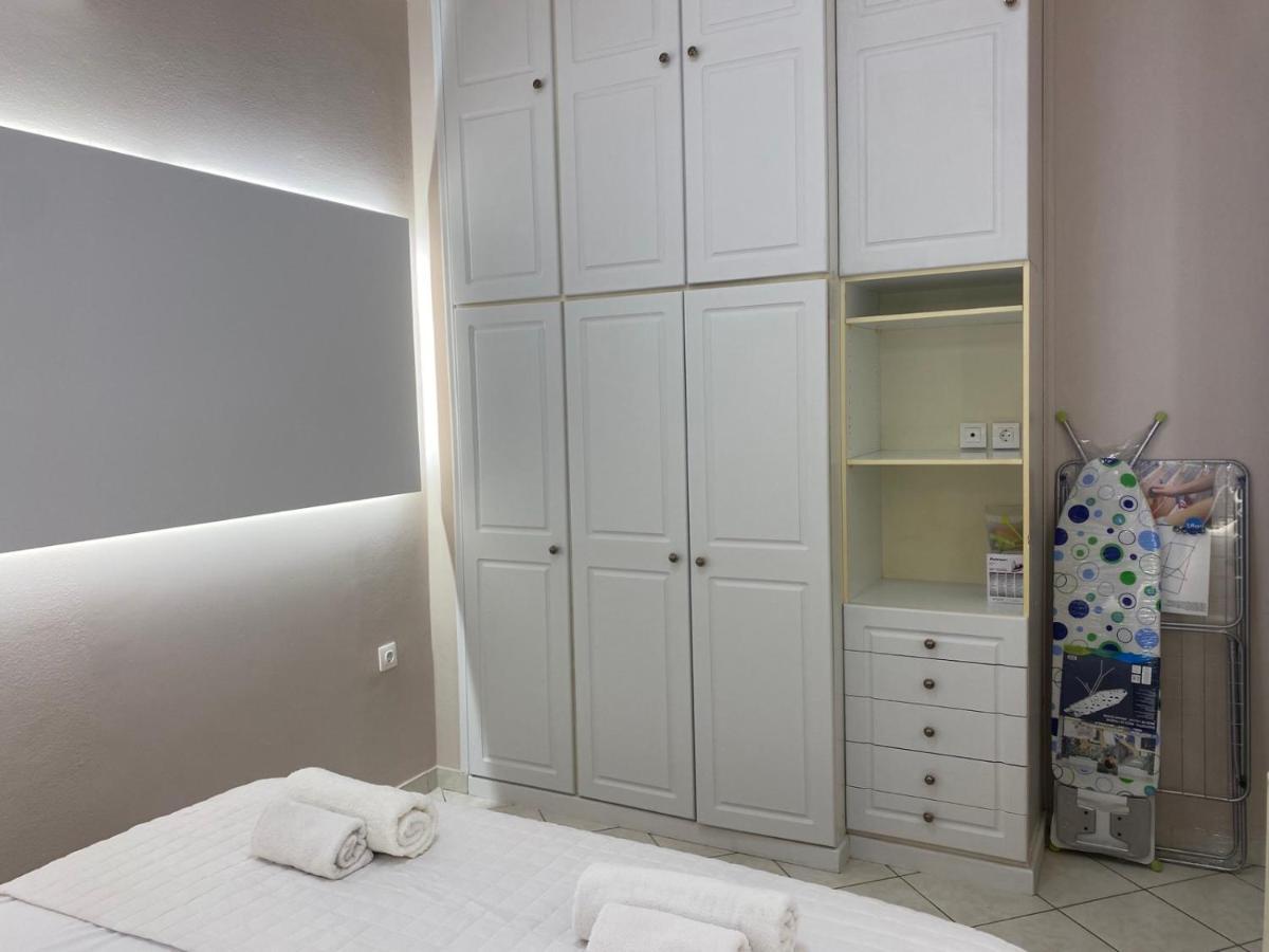 Comfortable Apartment Near To Metro Atena Exterior foto