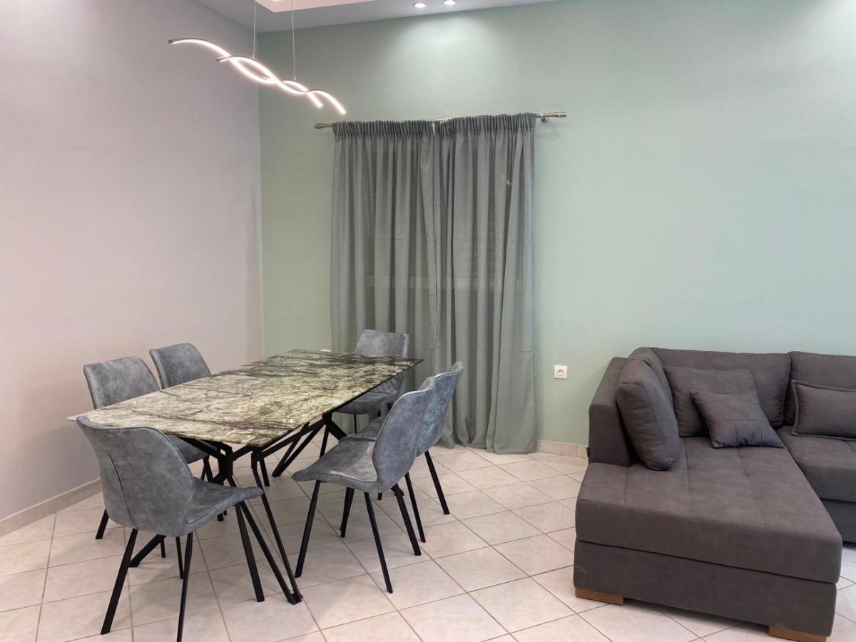 Comfortable Apartment Near To Metro Atena Exterior foto