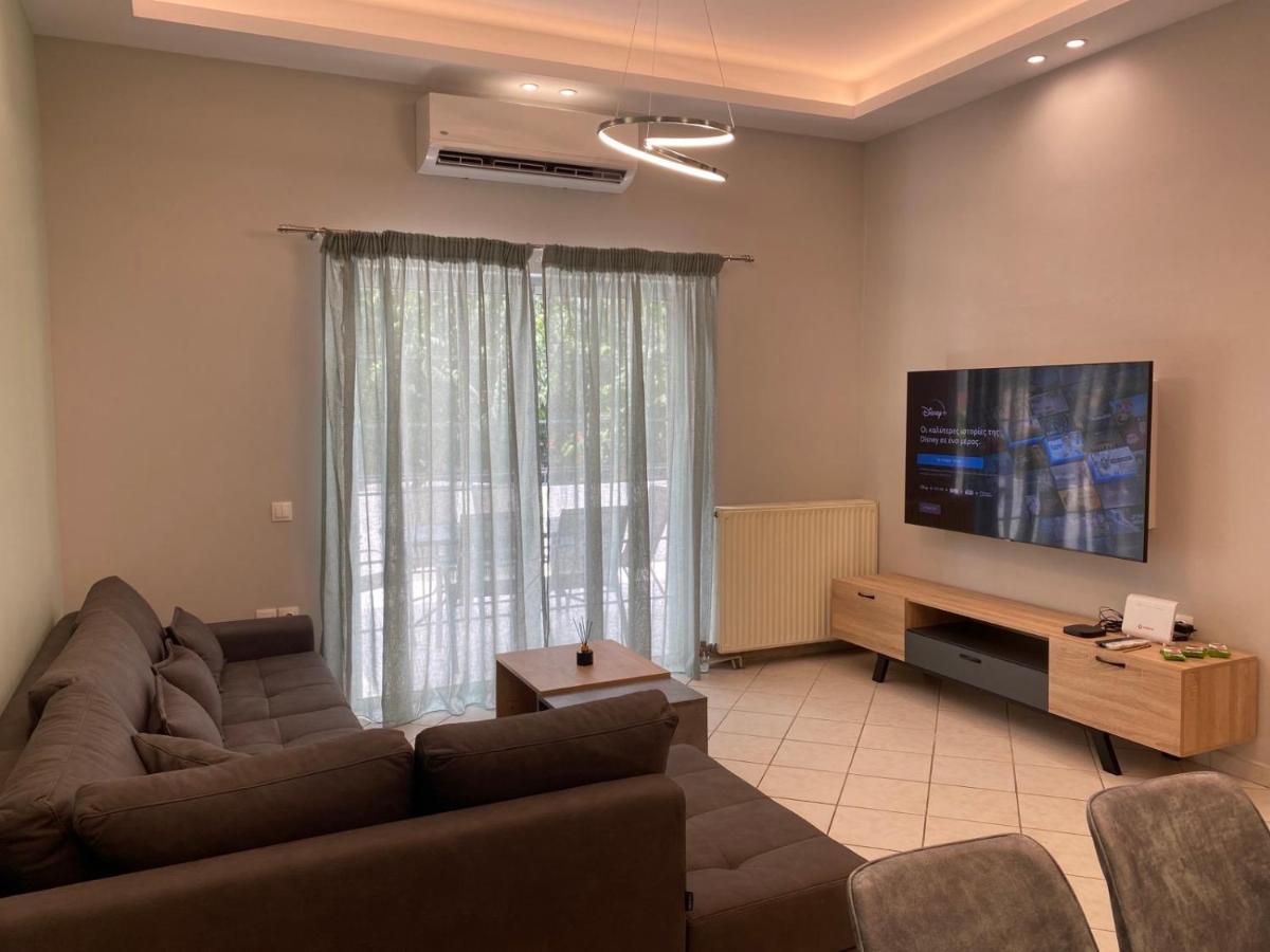 Comfortable Apartment Near To Metro Atena Exterior foto
