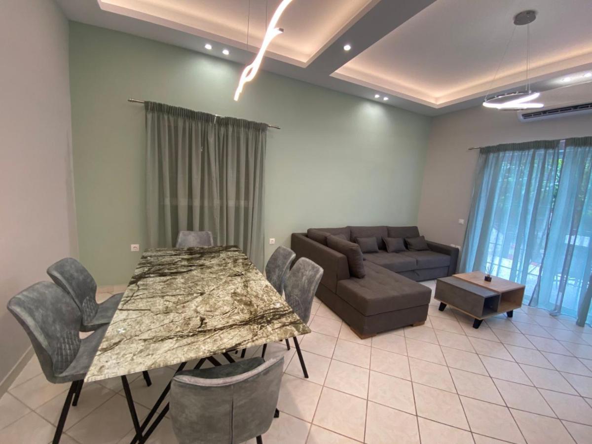 Comfortable Apartment Near To Metro Atena Exterior foto
