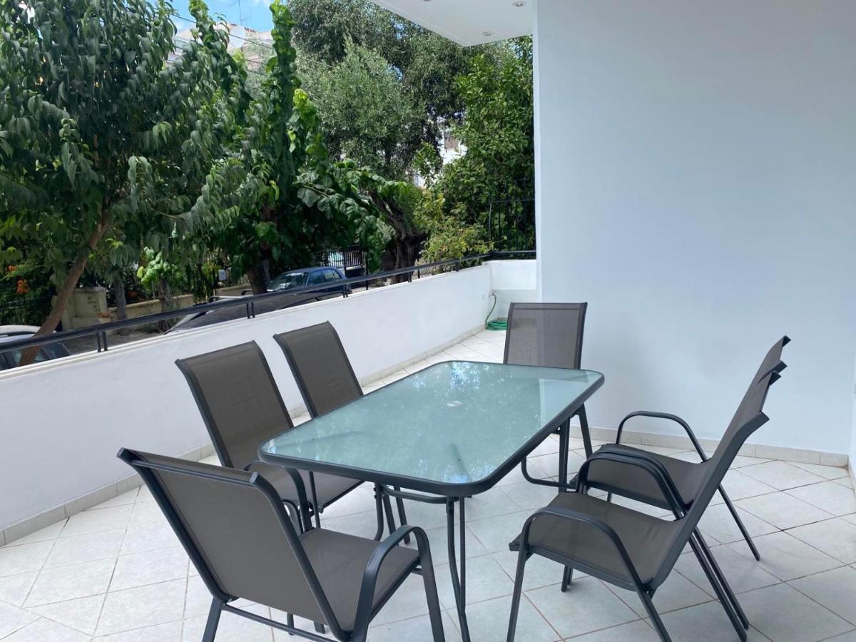 Comfortable Apartment Near To Metro Atena Exterior foto